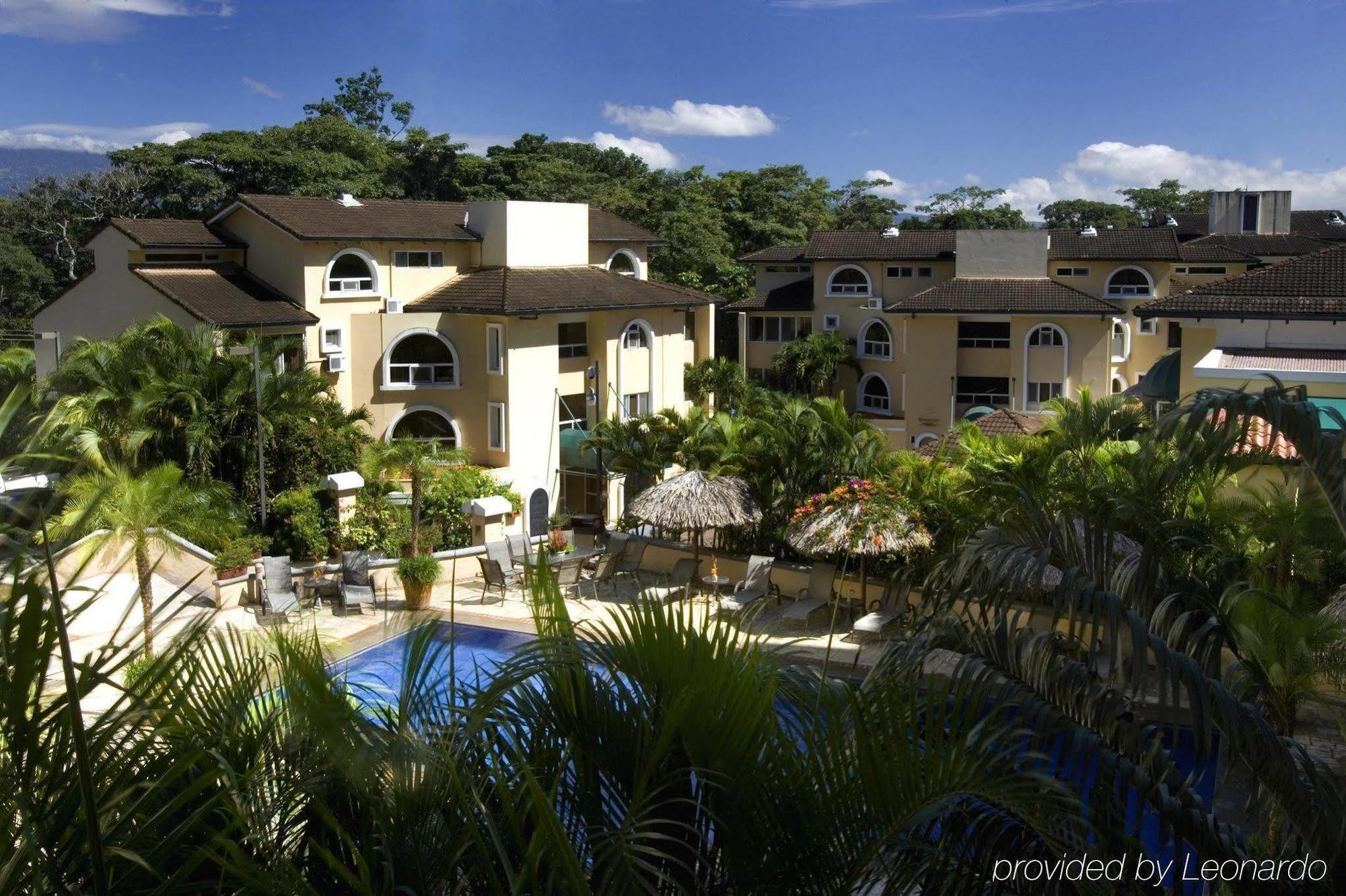 Apartotel & Suites Villas Del Rio San Jose  Bagian luar foto