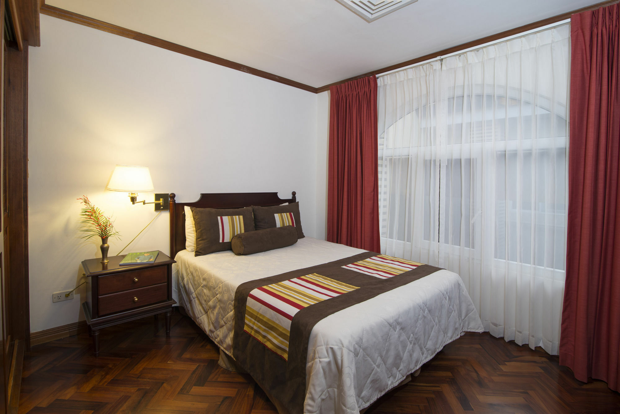 Apartotel & Suites Villas Del Rio San Jose  Bagian luar foto